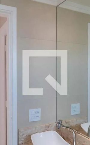Apartamento à venda com 52m², 2 quartos e 1 vaga Apartamento à venda com 52m², 2 quartos e 1 vagaBanheiro