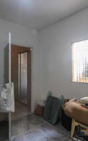 Casa à venda com 186m², 3 quartos e 3 vagas Casa à venda com 186m², 3 quartos e 3 vagasQuarto de Serviço 1