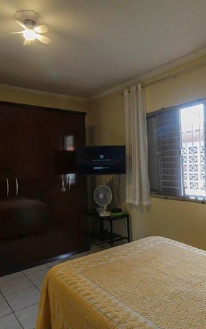 Casa à venda com 186m², 3 quartos e 3 vagas Casa à venda com 186m², 3 quartos e 3 vagasSuite 1