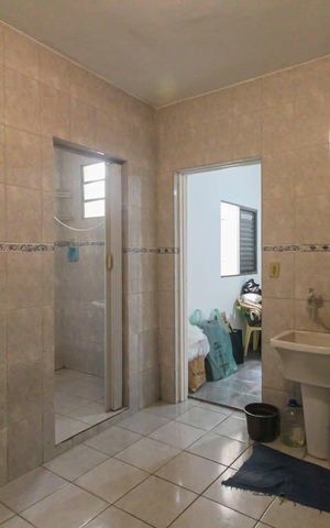 Casa à venda com 186m², 3 quartos e 3 vagas Casa à venda com 186m², 3 quartos e 3 vagasÁrea de Serviço 2
