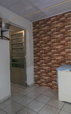 Casa à venda com 186m², 3 quartos e 3 vagas Casa à venda com 186m², 3 quartos e 3 vagasÁrea de Serviço 1