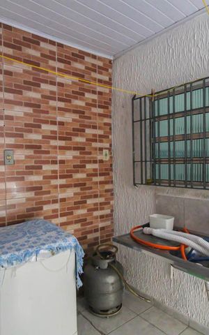 Casa à venda com 186m², 3 quartos e 3 vagas Casa à venda com 186m², 3 quartos e 3 vagasÁrea de Serviço 1