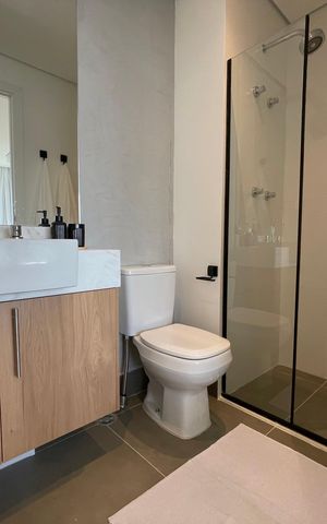 Studio para alugar com 36m², 1 quarto e 1 vaga Studio para alugar com 36m², 1 quarto e 1 vagaBanheiro