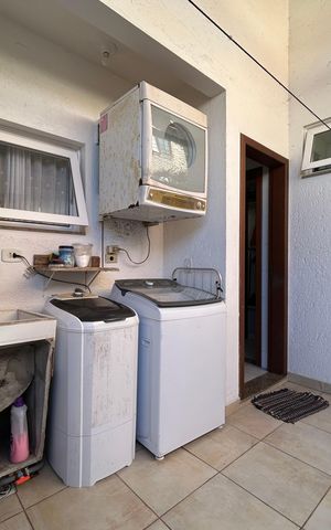 Casa de condomínio para alugar com 284m², 4 quartos e 3 vagas Casa de condomínio para alugar com 284m², 4 quartos e 3 vagasÁrea de Serviço