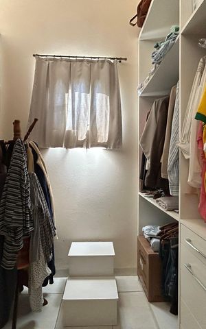 Casa de condomínio para alugar com 284m², 4 quartos e 3 vagas Casa de condomínio para alugar com 284m², 4 quartos e 3 vagasSuíte closet