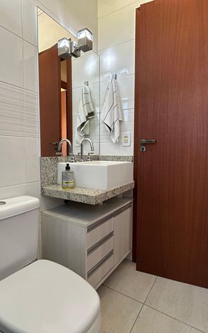 Casa de condomínio para alugar com 284m², 4 quartos e 3 vagas Casa de condomínio para alugar com 284m², 4 quartos e 3 vagasBanheiro