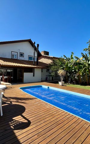 Casa de condomínio para alugar com 284m², 4 quartos e 3 vagas Casa de condomínio para alugar com 284m², 4 quartos e 3 vagasPiscina