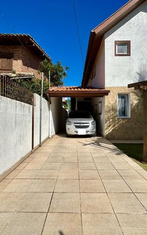 Casa de condomínio para alugar com 284m², 4 quartos e 3 vagas Casa de condomínio para alugar com 284m², 4 quartos e 3 vagasGaragem