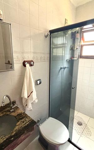 Casa para alugar com 120m², 2 quartos e 3 vagas Casa para alugar com 120m², 2 quartos e 3 vagasBanheiro