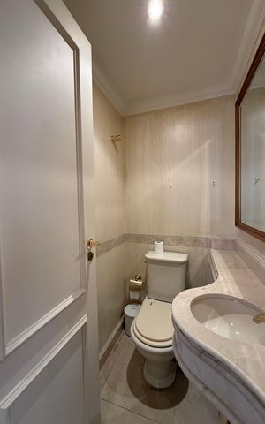 Apartamento à venda com 197m², 4 quartos e 3 vagas