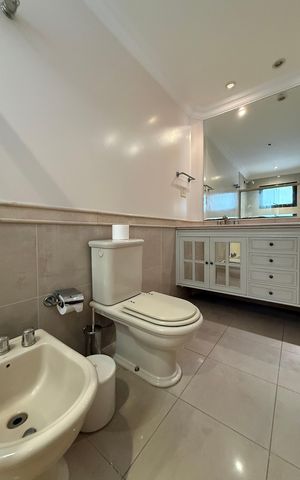 Apartamento à venda com 197m², 4 quartos e 3 vagas