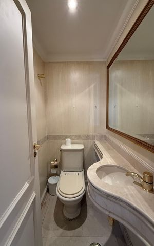 Apartamento à venda com 197m², 4 quartos e 3 vagas