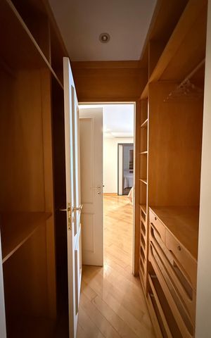 Apartamento à venda com 197m², 4 quartos e 3 vagas