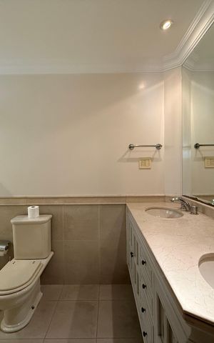 Apartamento à venda com 197m², 4 quartos e 3 vagas