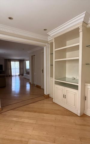 Apartamento à venda com 197m², 4 quartos e 3 vagas