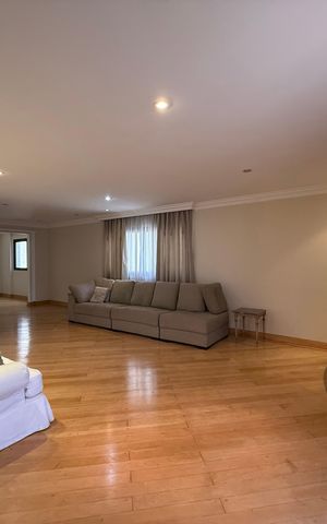 Apartamento à venda com 197m², 4 quartos e 3 vagas