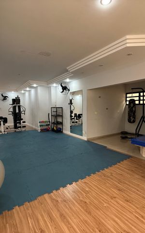 Apartamento à venda com 197m², 4 quartos e 3 vagas