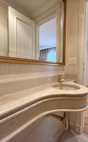 Apartamento à venda com 197m², 4 quartos e 3 vagas