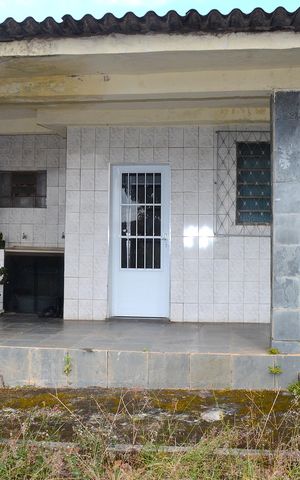 Casa à venda com 173m², 2 quartos e 1 vagaÁrea externa
