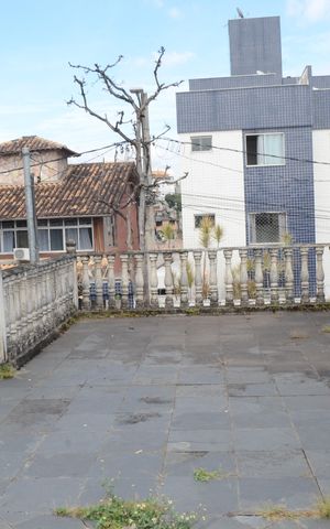 Casa à venda com 173m², 2 quartos e 1 vagaÁrea externa