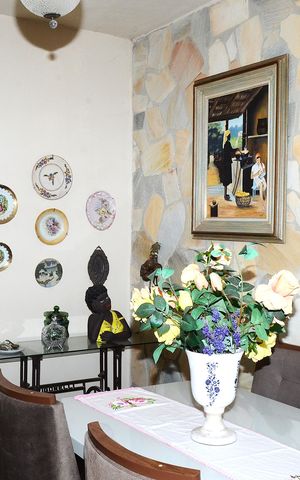 Casa à venda com 173m², 2 quartos e 1 vagaSala 1