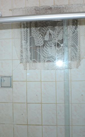Casa à venda com 173m², 2 quartos e 1 vagaBanheiro Corredor