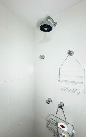 Apartamento à venda com 47m², 2 quartos e 1 vaga Apartamento à venda com 47m², 2 quartos e 1 vagaBanheiro