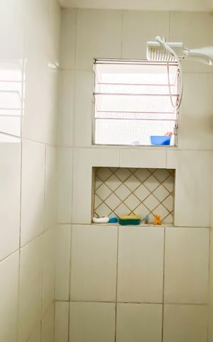 Casa para alugar com 42m², 1 quarto e 1 vaga Casa para alugar com 42m², 1 quarto e 1 vagaBanheiro