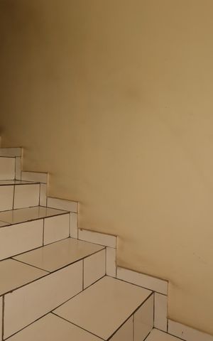 Casa à venda com 200m², 4 quartos e 2 vagasEscada da Casa 1
