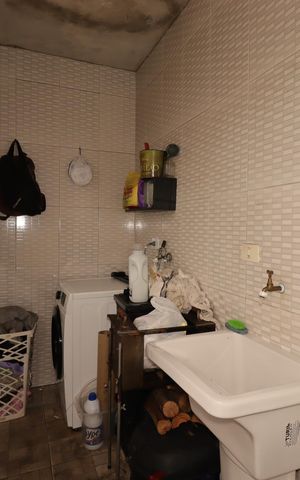 Casa à venda com 200m², 4 quartos e 2 vagasÁrea de Serviço da Casa 2