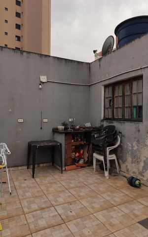 Casa à venda com 200m², 4 quartos e 2 vagasCobertura da Casa 2