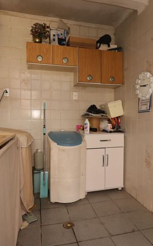 Casa à venda com 168m², 3 quartos e 2 vagasÁrea de Serviço