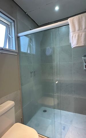 Casa de condomínio à venda com 1200m², 6 quartos e 7 vagas Casa de condomínio à venda com 1200m², 6 quartos e 7 vagasBanheiro 2