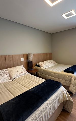 Casa de condomínio à venda com 1200m², 6 quartos e 7 vagas Casa de condomínio à venda com 1200m², 6 quartos e 7 vagasQuarto 2