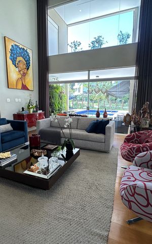 Casa de condomínio à venda com 1200m², 6 quartos e 7 vagas Casa de condomínio à venda com 1200m², 6 quartos e 7 vagasSala