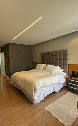 Casa de condomínio à venda com 1200m², 6 quartos e 7 vagas Casa de condomínio à venda com 1200m², 6 quartos e 7 vagasSuíte 2