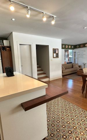 Casa de condomínio à venda com 1200m², 6 quartos e 7 vagas Casa de condomínio à venda com 1200m², 6 quartos e 7 vagasSala de Jantar 1