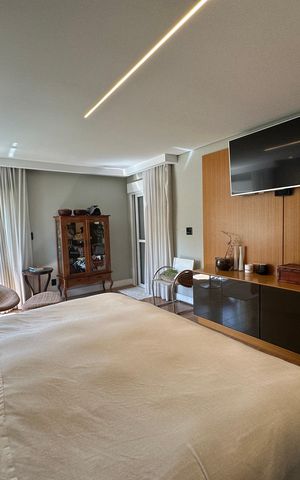 Casa de condomínio à venda com 1200m², 6 quartos e 7 vagas Casa de condomínio à venda com 1200m², 6 quartos e 7 vagasSuíte 2