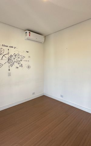 Casa de condomínio à venda com 252m², 5 quartos e 4 vagas Casa de condomínio à venda com 252m², 5 quartos e 4 vagasSuíte 1