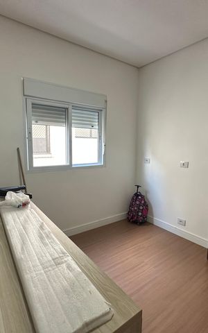 Casa de condomínio à venda com 252m², 5 quartos e 4 vagas Casa de condomínio à venda com 252m², 5 quartos e 4 vagasQuarto 1