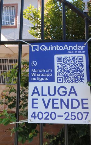 Casa para alugar com 125m², 3 quartos e 2 vagasFachada