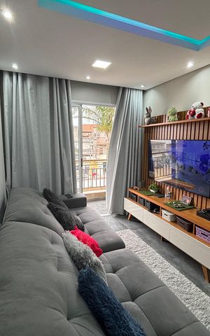 Casa à venda com 54m², 2 quartos e 1 vaga Casa à venda com 54m², 2 quartos e 1 vagaSala