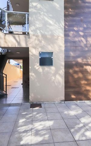 Apartamento à venda com 33m², 1 quarto e sem vagaÁrea externa