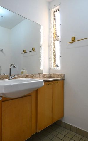 Apartamento à venda com 72m², 2 quartos e 1 vagaBanheiro