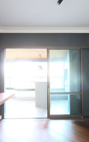 Apartamento à venda com 225m², 4 quartos e 4 vagasSala