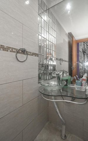 Apartamento à venda com 51m², 2 quartos e 1 vagaBanheiro Social