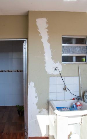 Casa à venda com 180m², 3 quartos e 1 vagaÁrea de Serviço Casa 2