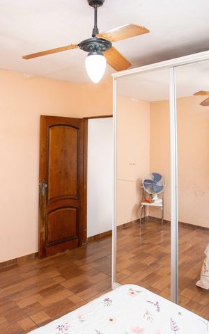 Casa à venda com 180m², 3 quartos e 1 vagaQuarto 1 Casa 2