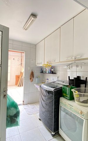 Casa à venda com 200m², 3 quartos e 2 vagas