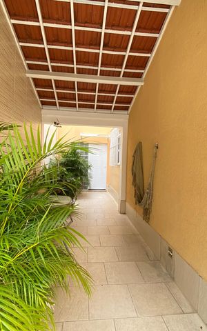 Casa à venda com 200m², 3 quartos e 2 vagas